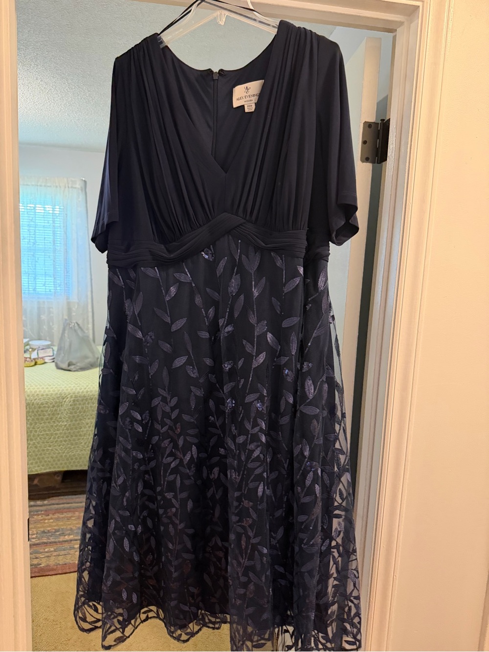 Alex Evenings Navy V‑Neck Midi Dress with Embroidered Leaf Mesh Skirt